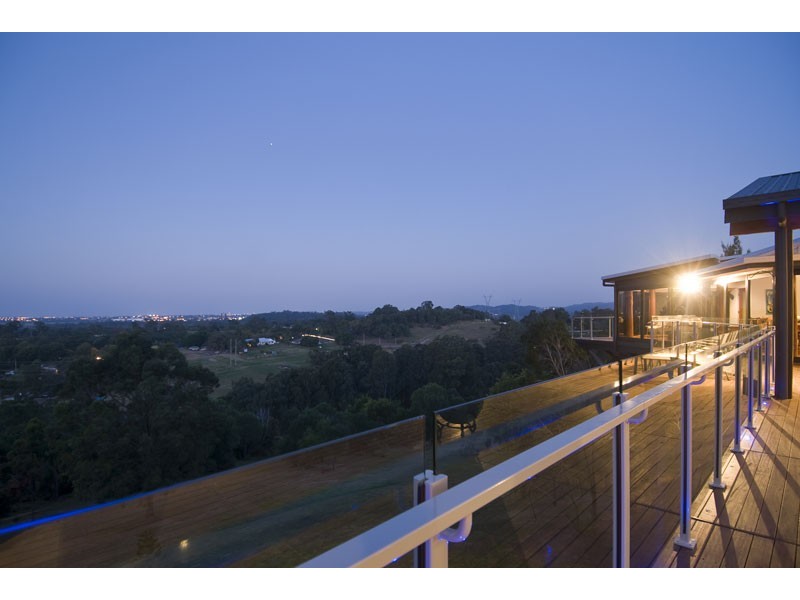7 Earle Court, Tallai QLD 4213