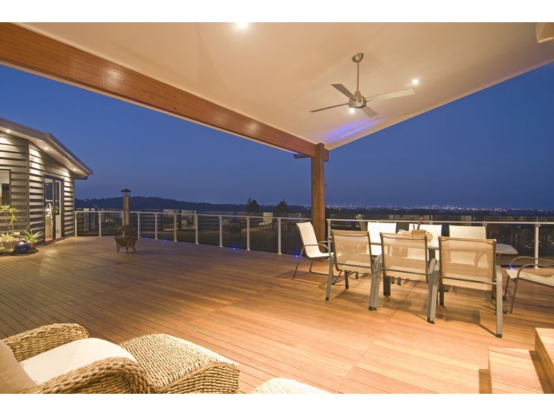 7 Earle Court, Tallai QLD 4213