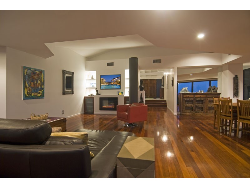 7 Earle Court, Tallai QLD 4213