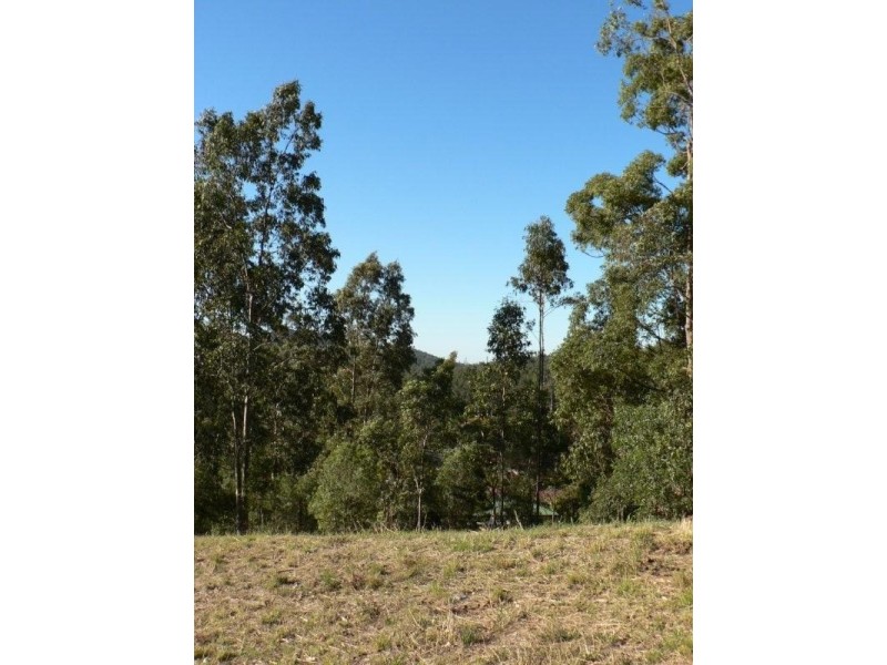 18 Kauri Court, Bonogin QLD 4213