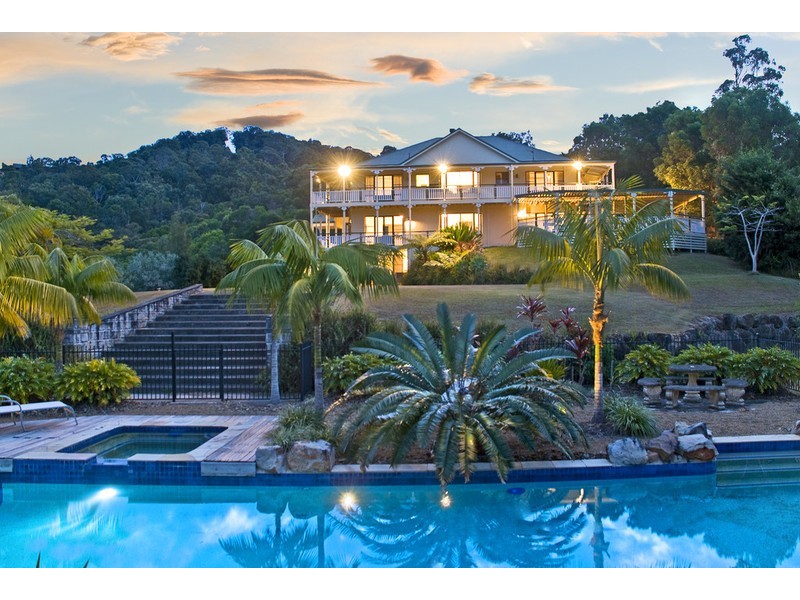 11-13 Tolhurst Court, Tallai QLD 4213