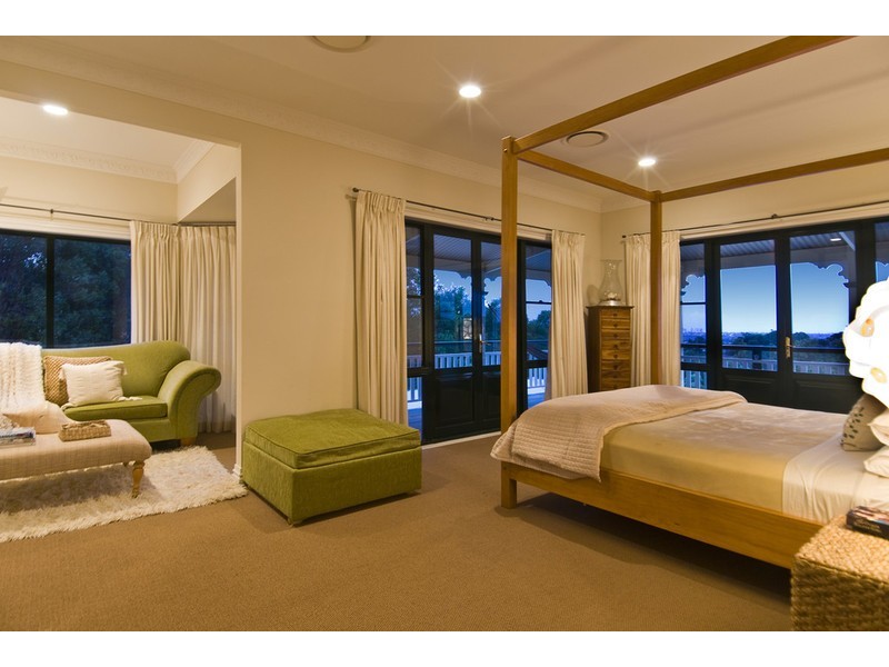 11-13 Tolhurst Court, Tallai QLD 4213