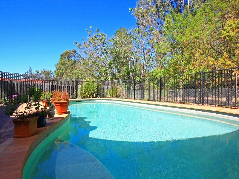 3 Strike Way, Mudgeeraba QLD 4213