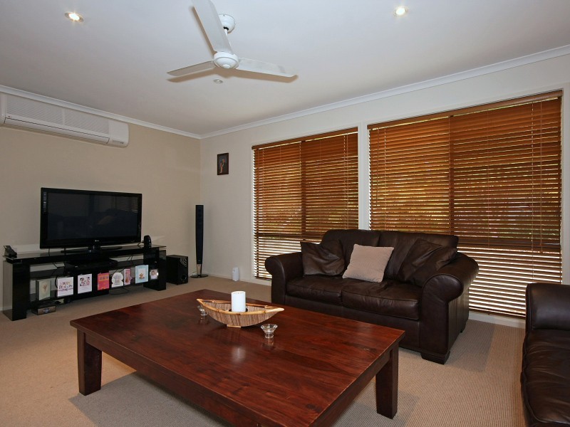 9 Gleneagle Court, Bonogin QLD 4213