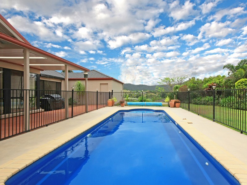 9 Gleneagle Court, Bonogin QLD 4213