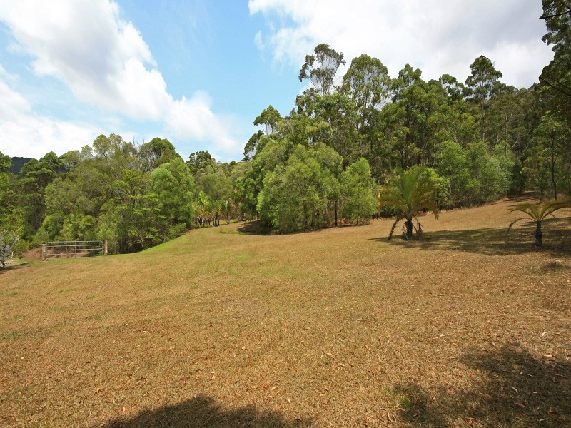 130 Smith Road, Bonogin QLD 4213