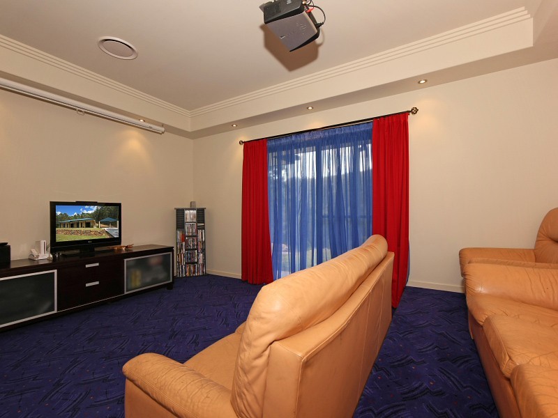 130 Smith Road, Bonogin QLD 4213