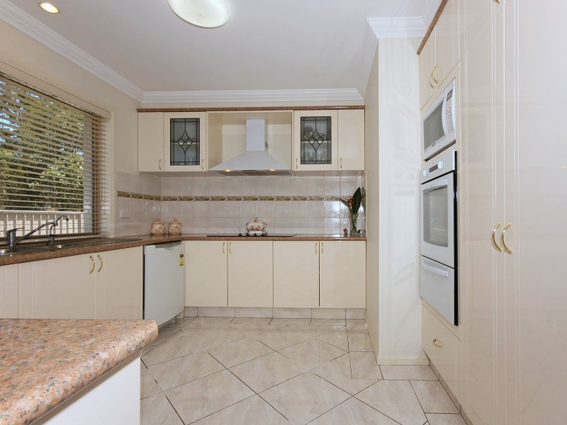 9 Mission Drive, Mudgeeraba QLD 4213