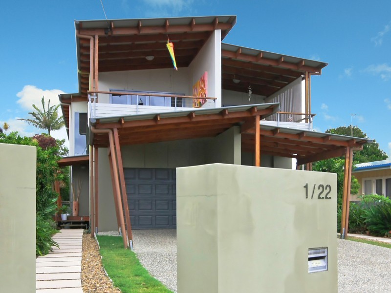 1/22 NUNDAH AVE, Miami QLD 4220