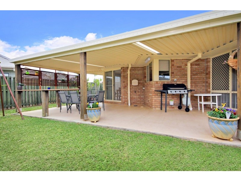 38 Dowson Esplanade, Mudgeeraba QLD 4213