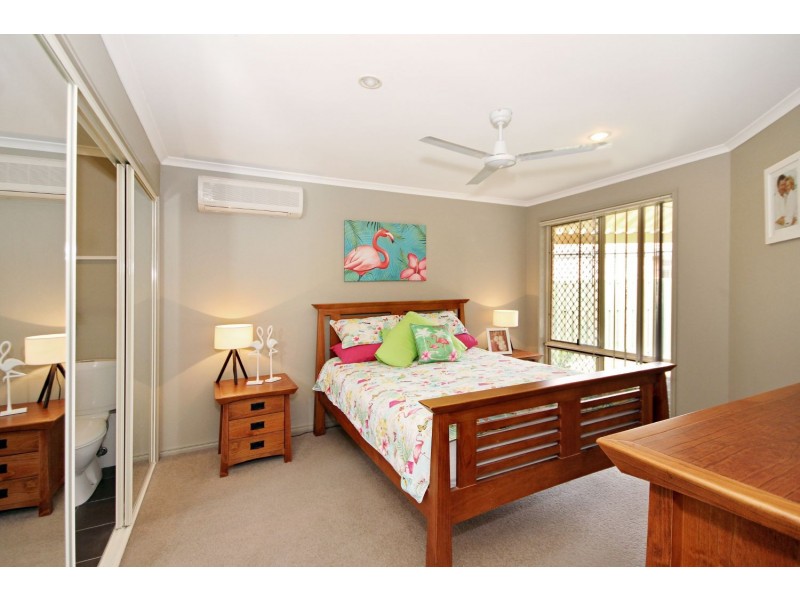 38 Dowson Esplanade, Mudgeeraba QLD 4213