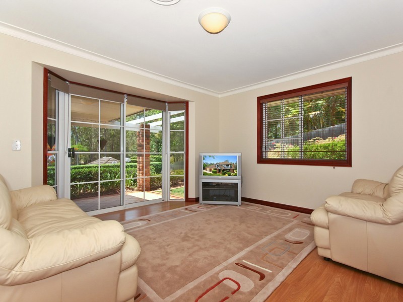 38 Walker Drive, Worongary QLD 4213