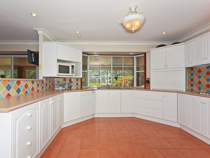 38 Walker Drive, Worongary QLD 4213