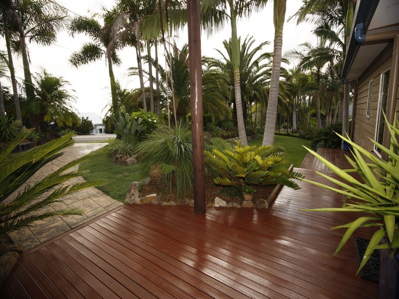 52 Saunders Drive, Bonogin QLD 4213