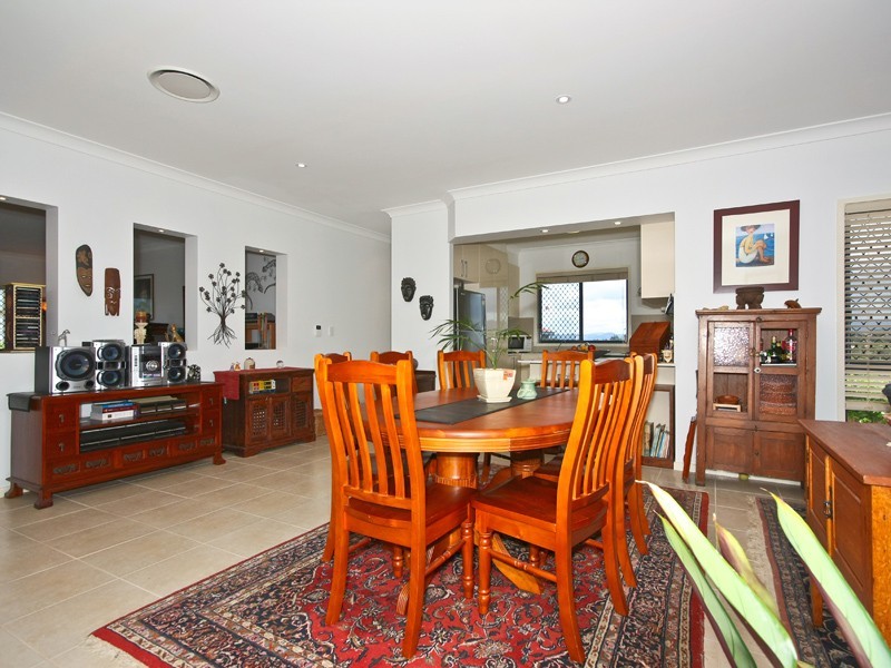 8 John Francis Drive, Carrara QLD 4211