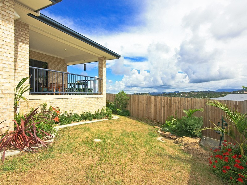 8 John Francis Drive, Carrara QLD 4211