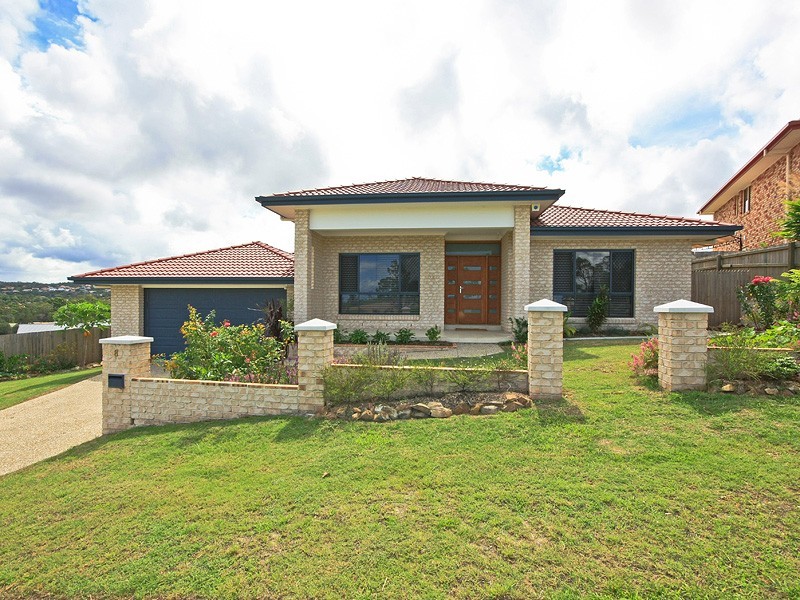 8 John Francis Drive, Carrara QLD 4211
