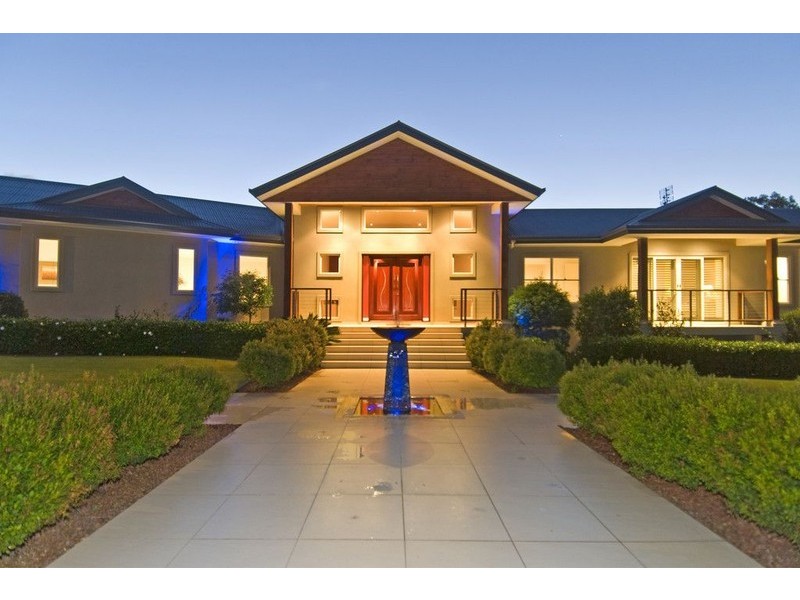 61a Bonogin Road, Mudgeeraba QLD 4213