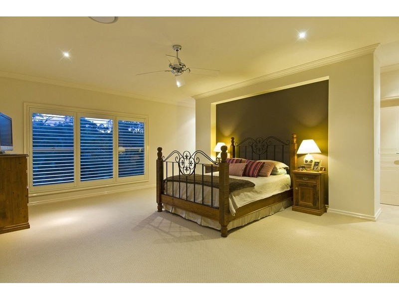 61a Bonogin Road, Mudgeeraba QLD 4213