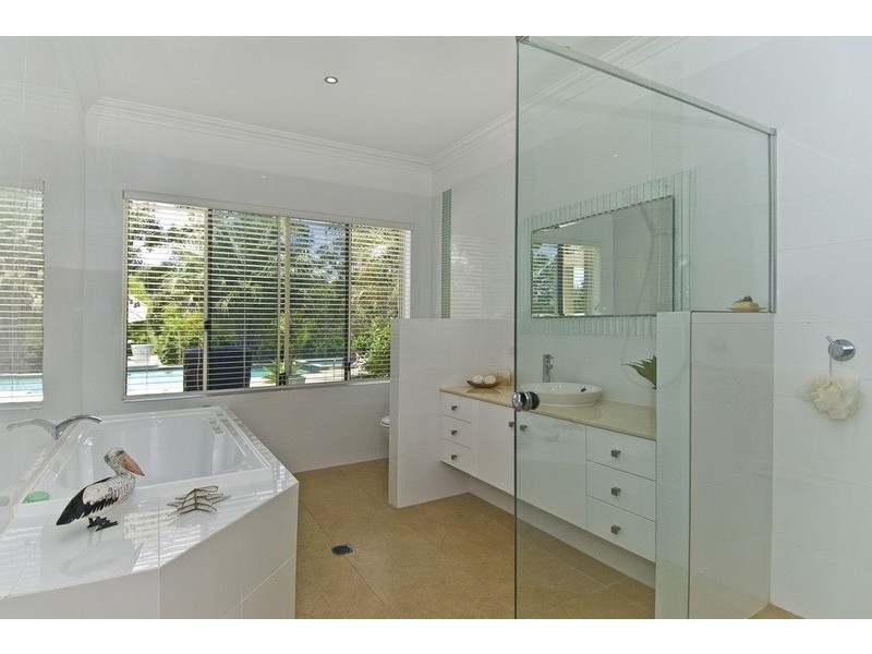 61a Bonogin Road, Mudgeeraba QLD 4213