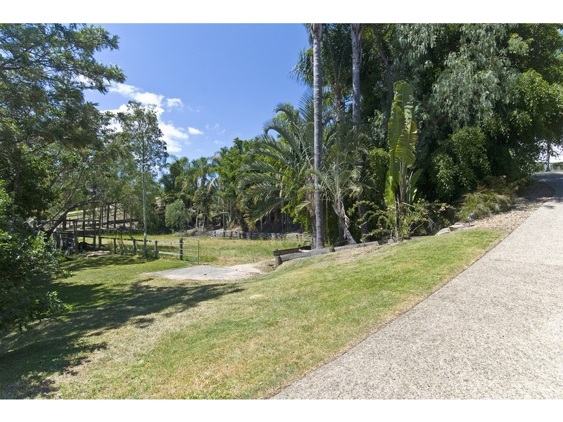 39 The Pinnacle, Worongary QLD 4213