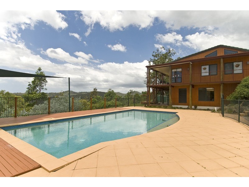 96 Strawberry Road, Mudgeeraba QLD 4213