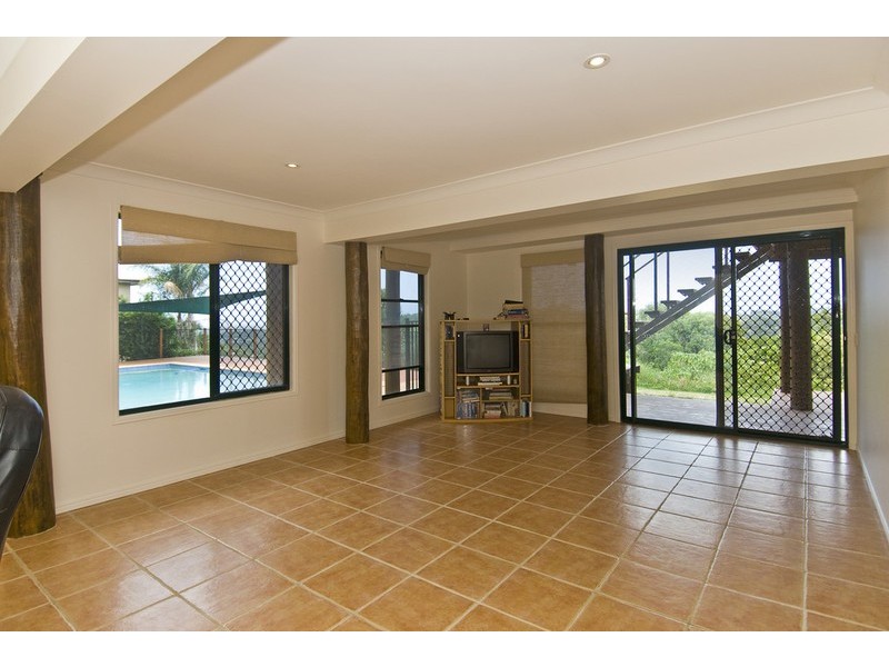 96 Strawberry Road, Mudgeeraba QLD 4213