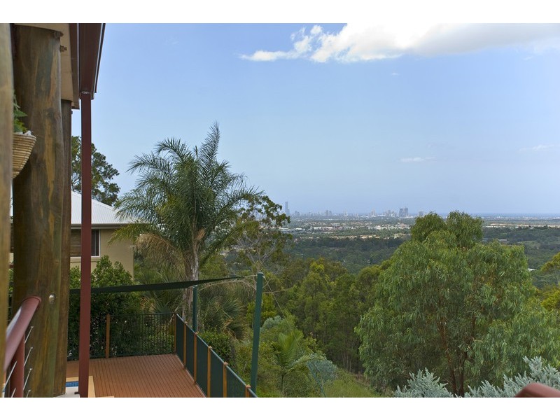 96 Strawberry Road, Mudgeeraba QLD 4213