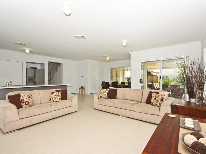 14 Bishopwood Ct, Upper Coomera QLD 4209