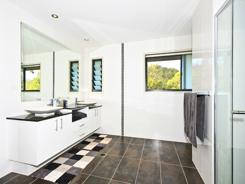 23 Thomas Duncan Ct, Worongary QLD 4213