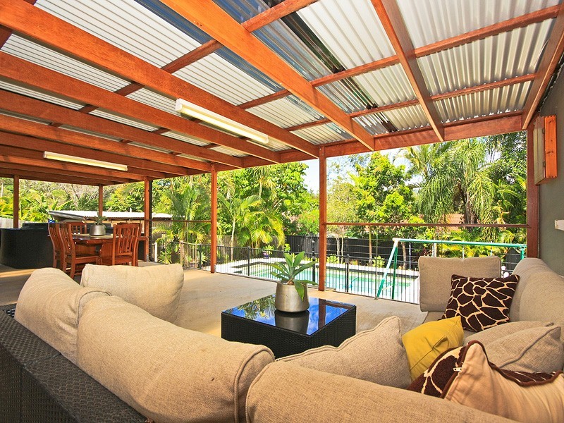8 Sun Ct, Mudgeeraba QLD 4213