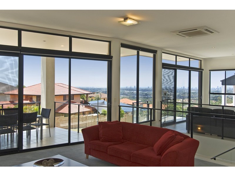 Highland Park QLD 4211