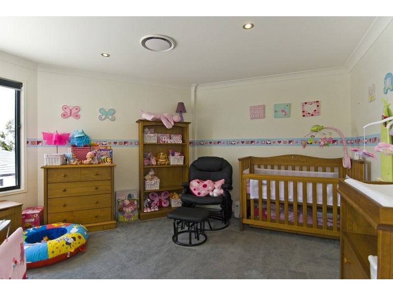 Highland Park QLD 4211