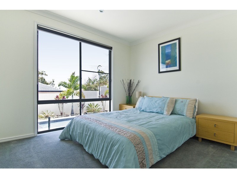 Highland Park QLD 4211