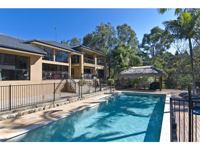24 Uplands Ct, Tallai QLD 4213