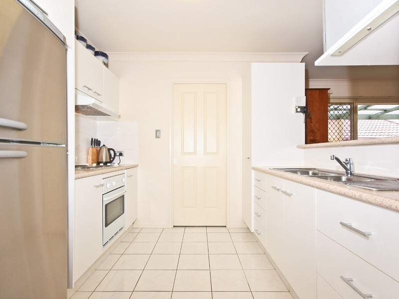 9 Ninnes CT, Mudgeeraba QLD 4213