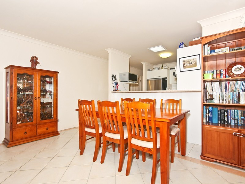 9 Ninnes CT, Mudgeeraba QLD 4213