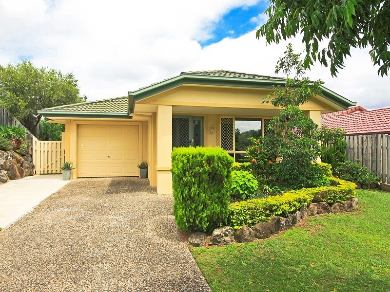 9 Ninnes CT, Mudgeeraba QLD 4213