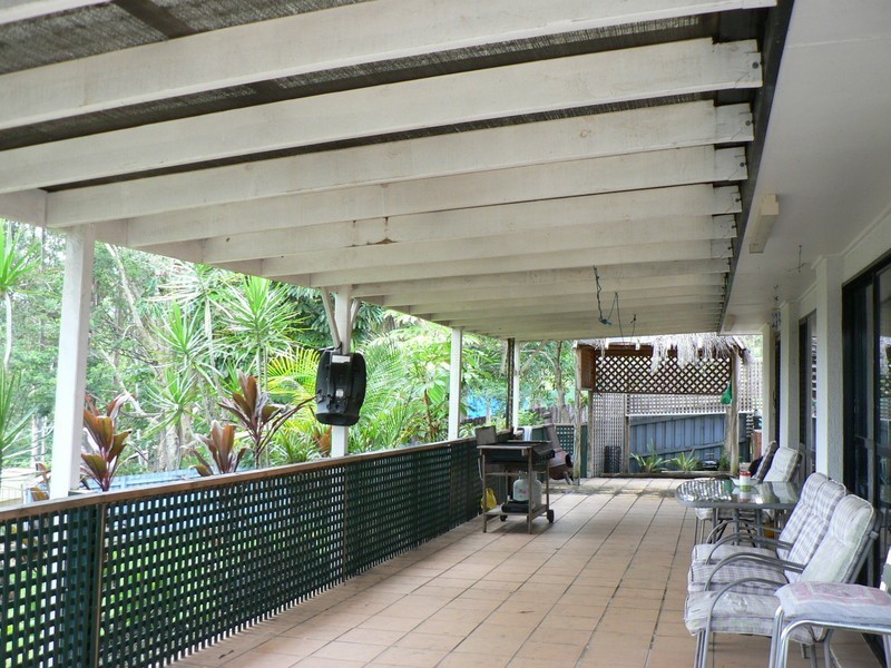 12 Rainbow Drive, Mudgeeraba QLD 4213