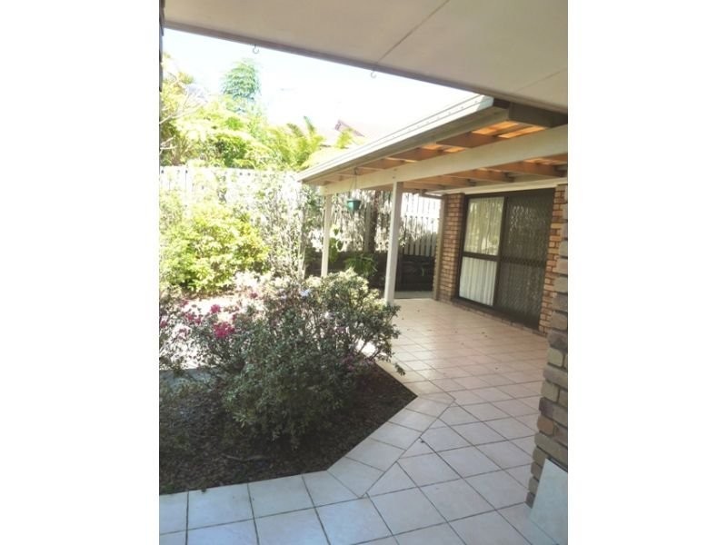 10 Cheltenham Drive, Robina QLD 4226