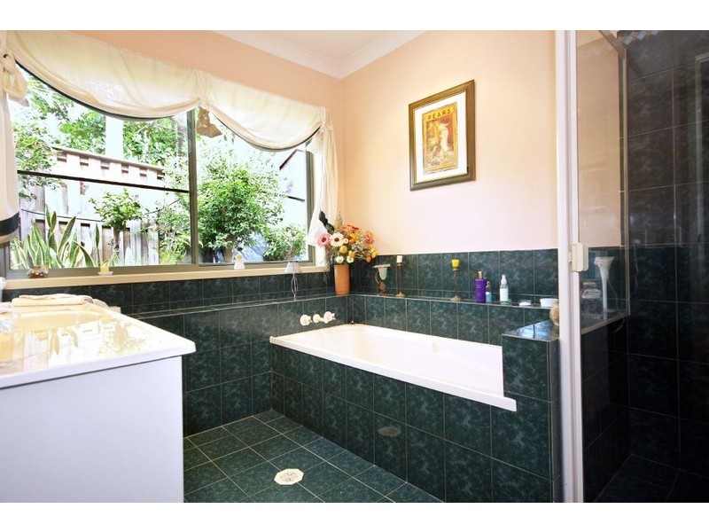 11 Shepton Crescent, Mudgeeraba QLD 4213