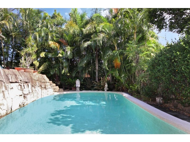 11 Shepton Crescent, Mudgeeraba QLD 4213