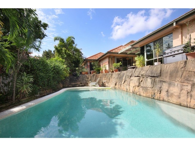 11 Shepton Crescent, Mudgeeraba QLD 4213