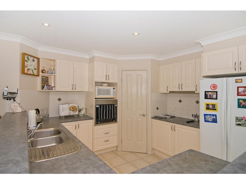 25 Sugargum Court, Molendinar QLD 4214