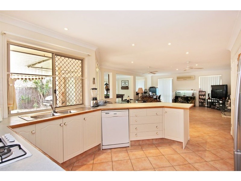 12 Leicester Terrace, Mudgeeraba QLD 4213