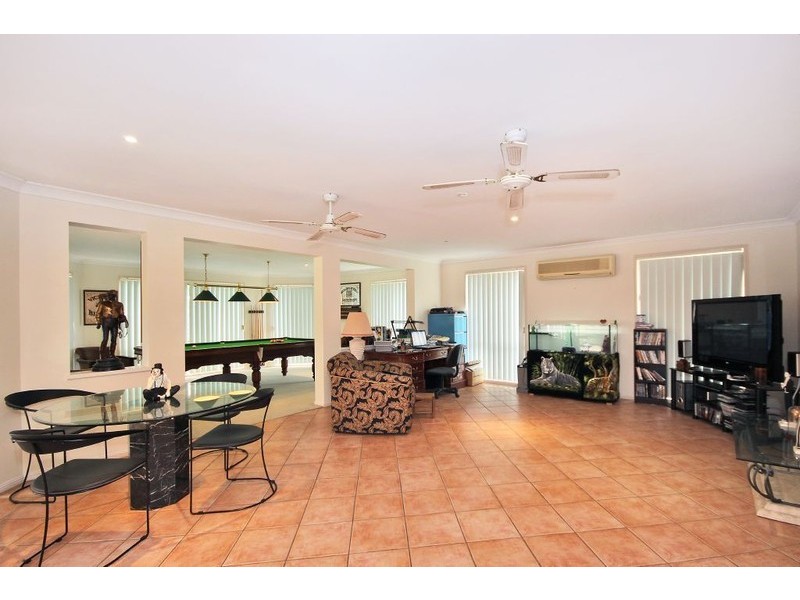 12 Leicester Terrace, Mudgeeraba QLD 4213