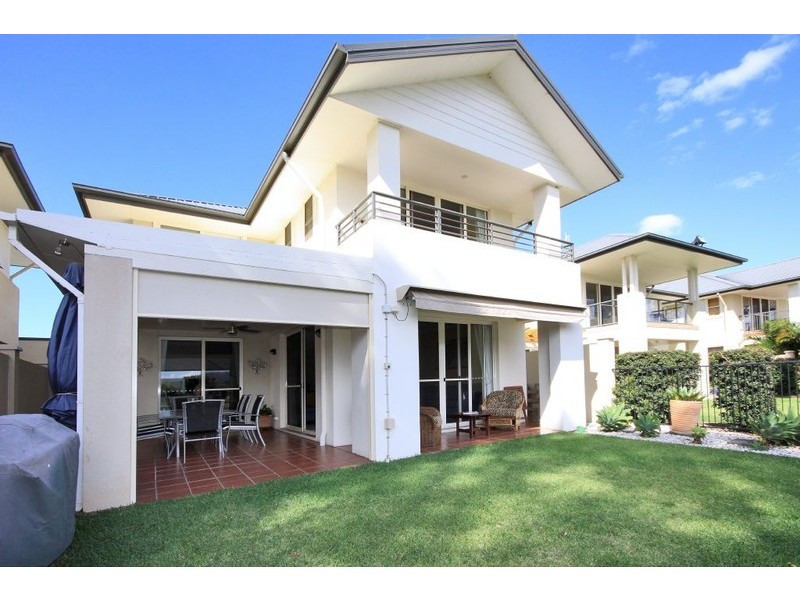 227 Easthill Drive, Robina QLD 4226
