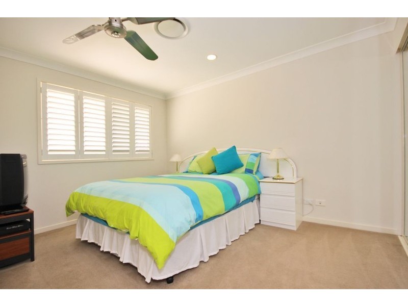 227 Easthill Drive, Robina QLD 4226