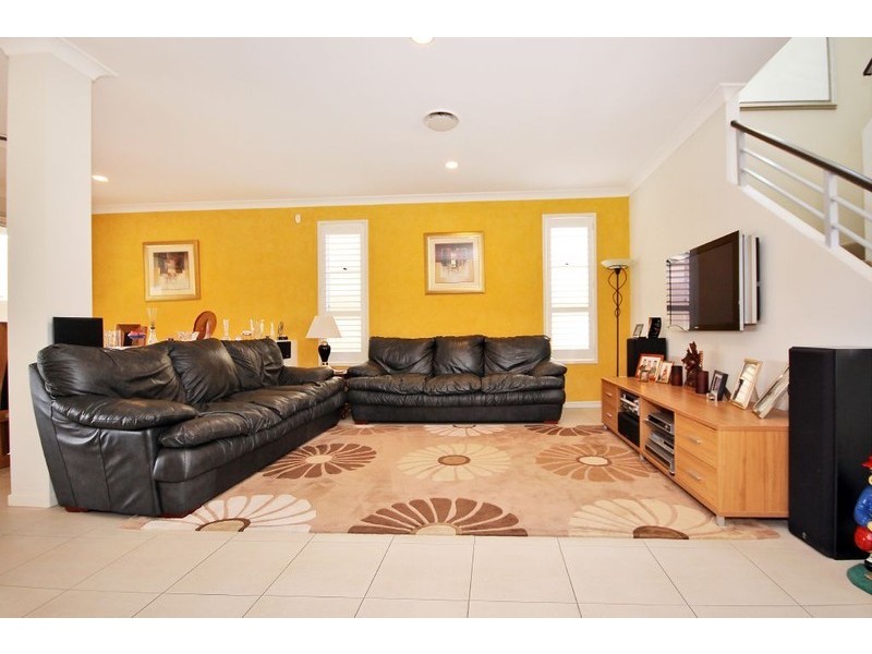 227 Easthill Drive, Robina QLD 4226