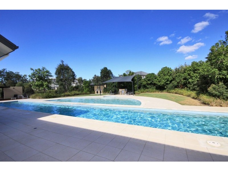 227 Easthill Drive, Robina QLD 4226